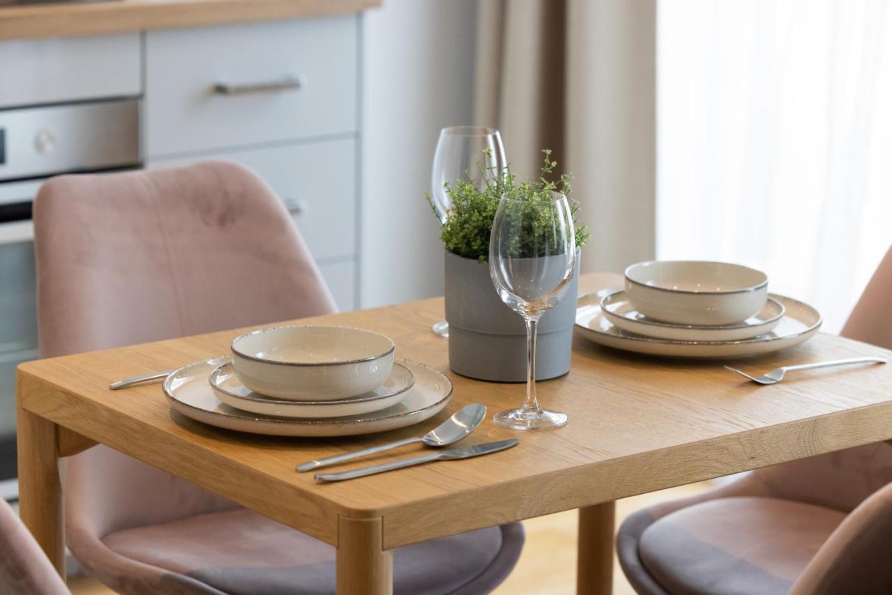Apartament Z Tarasem W Centrum Swinoujscia By Noclegi Renters Świnoujście Eksteriør bilde