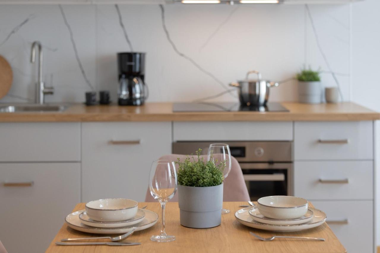 Apartament Z Tarasem W Centrum Swinoujscia By Noclegi Renters Świnoujście Eksteriør bilde