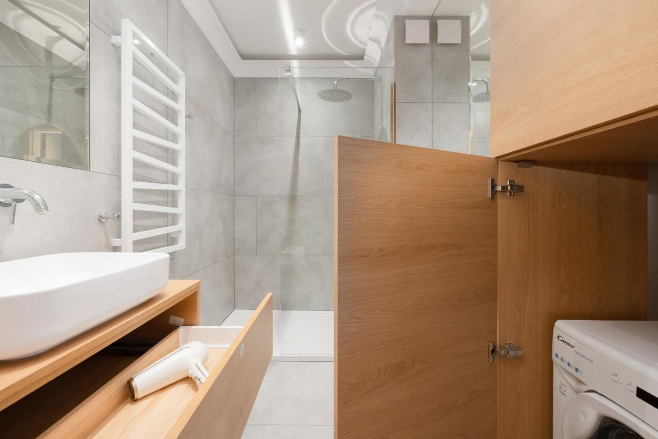 Apartament Z Tarasem W Centrum Swinoujscia By Noclegi Renters Świnoujście Eksteriør bilde